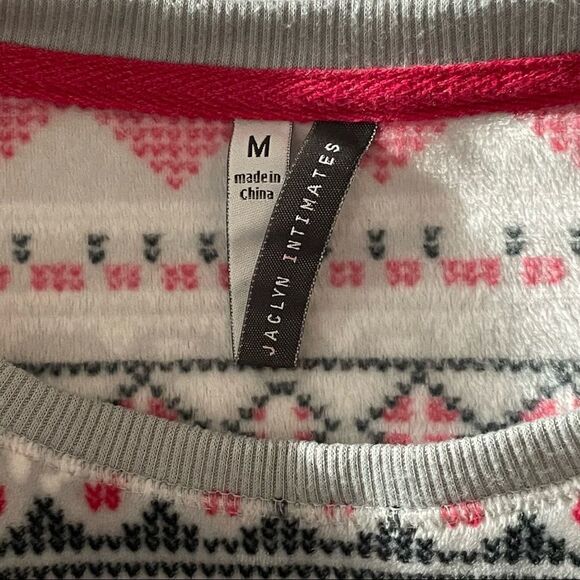 NWOT Jaclyn Intimates Size Large Plush Velour Gray/Red Fair Isle Top - Picture 4 of 4